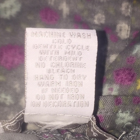 ❤️ CHAROLETTE RUSSE Tie Spaghetti Top - Picture 7 of 7